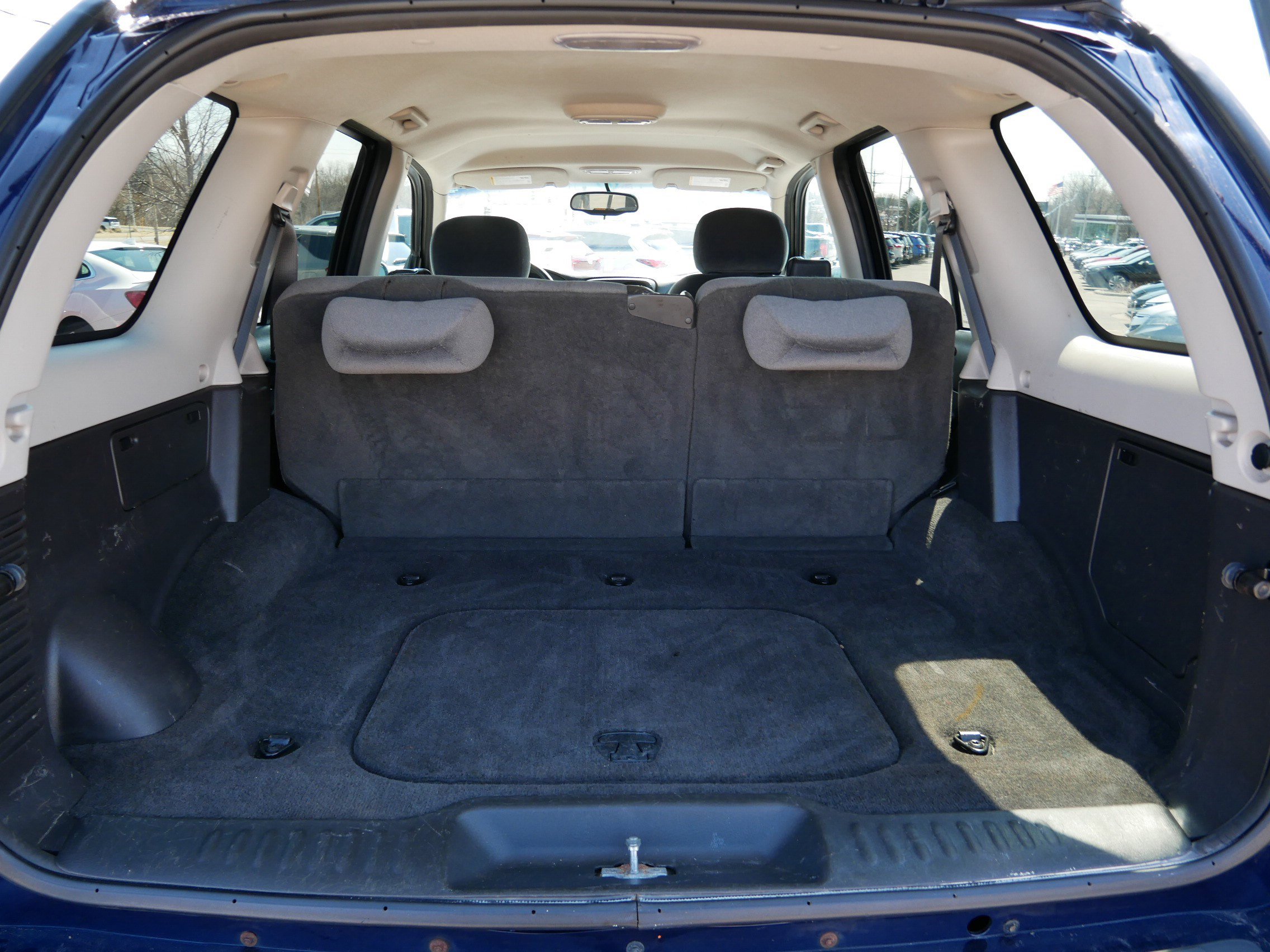 Used 2009 Chevrolet TrailBlazer LT w/ Skid Plate Package AWD/4WD image 18