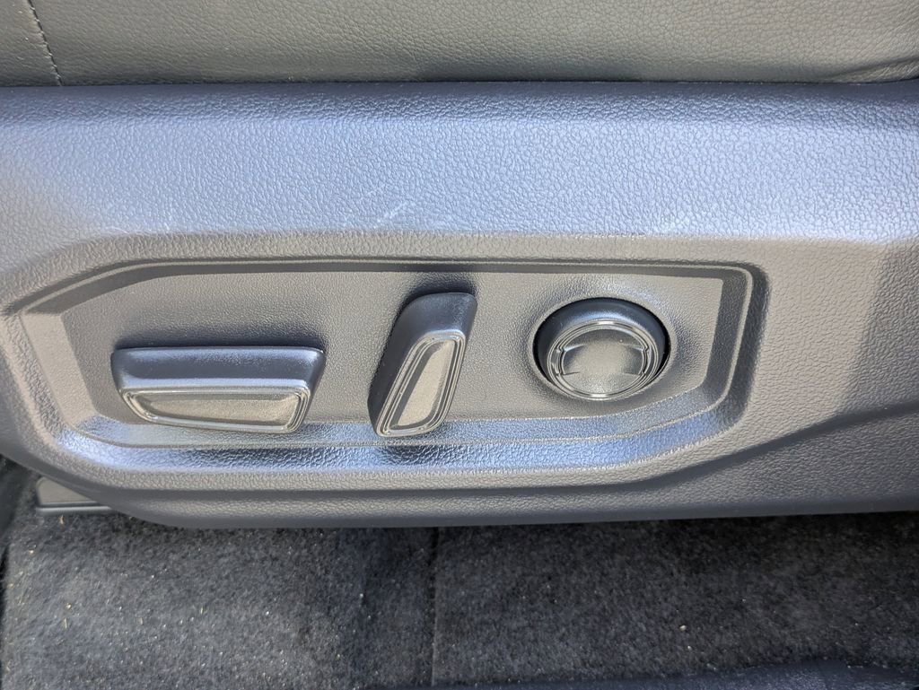 Used 2025 Toyota Tundra Limited w/ Nightshade Package image 21