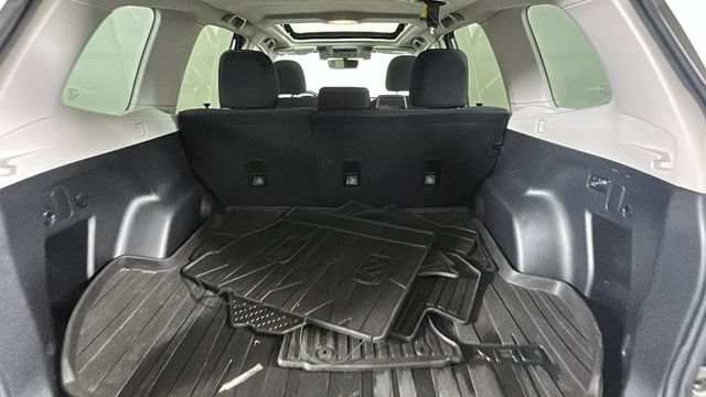 Used 2017 Subaru Forester 2.5i Premium AWD/4WD image 28