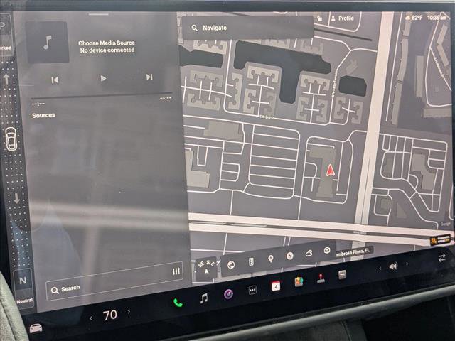 Used 2022 Tesla Model S AWD/4WD image 15