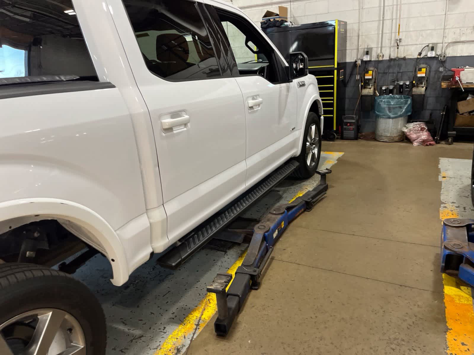 Used 2017 Ford F150 XLT w/ Equipment Group 302A Luxury AWD/4WD image 21