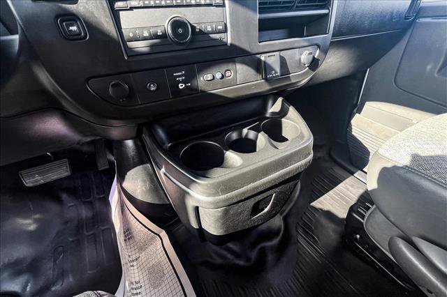 Used 2022 Chevrolet Express 2500 w/ Driver Convenience Package image 18