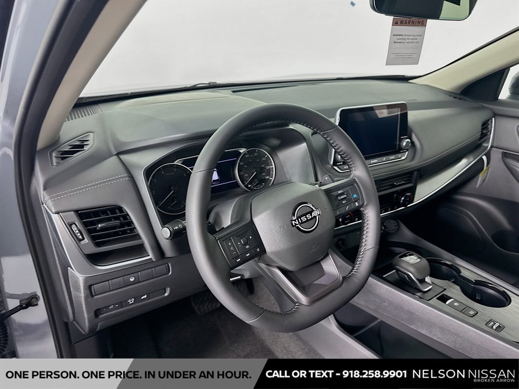 New 2026 Nissan Rogue Dark Armor FWD image 9