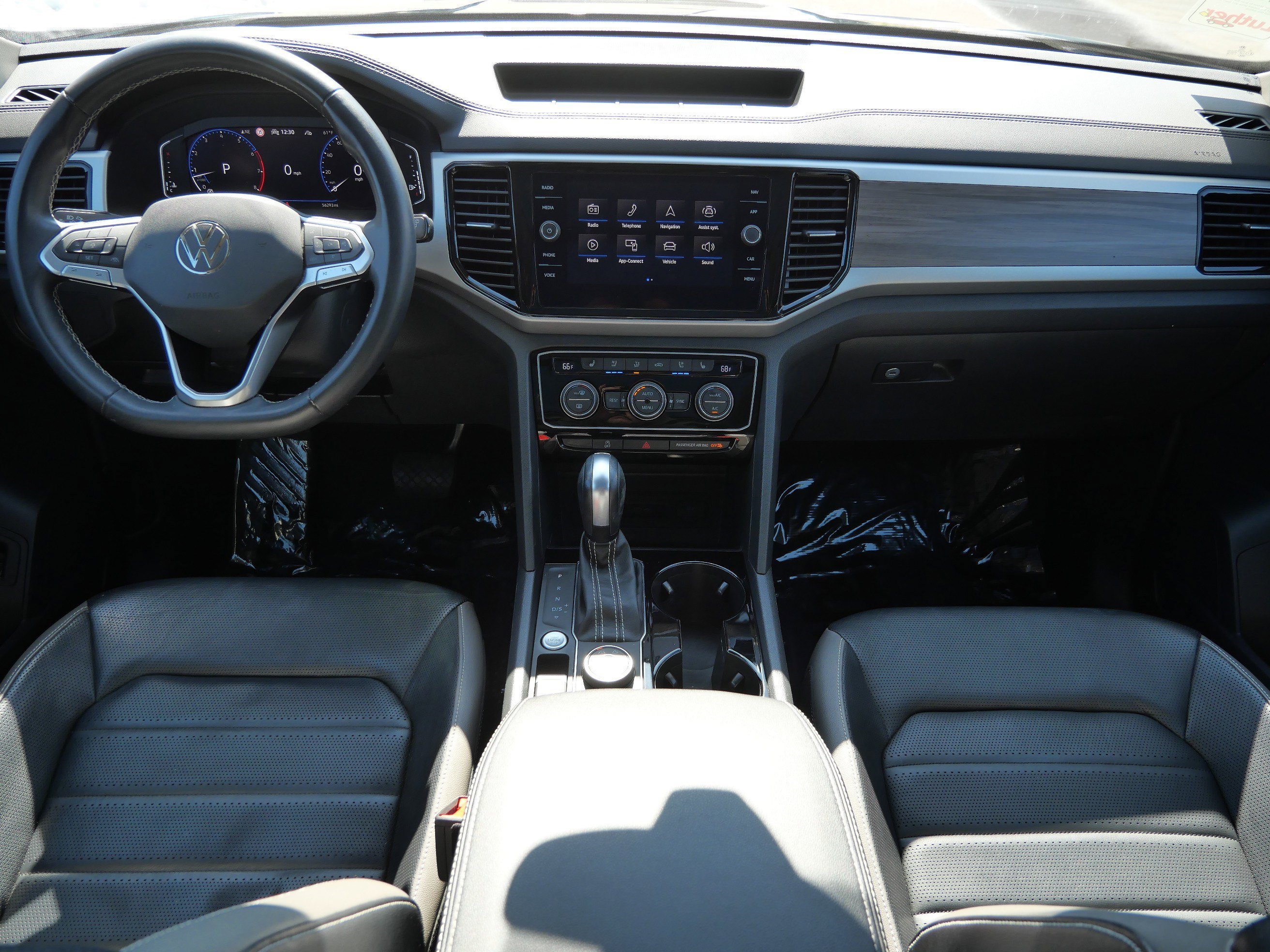 Used 2021 Volkswagen Atlas SEL Premium image 10