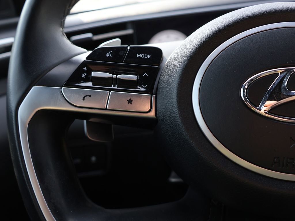 Used 2022 Hyundai Santa Cruz Limited image 35