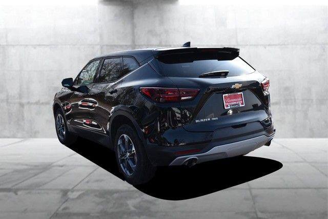 Used 2025 Chevrolet Blazer LT image 7