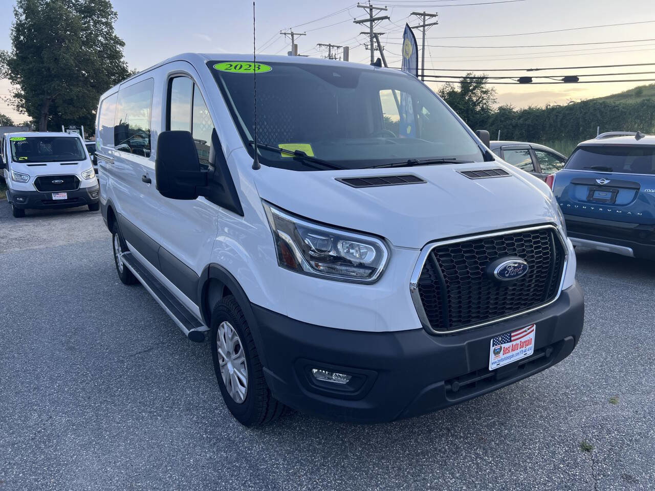 Used 2023 Ford Transit 250 Low Roof w/ Exterior Upgrade Package image 5