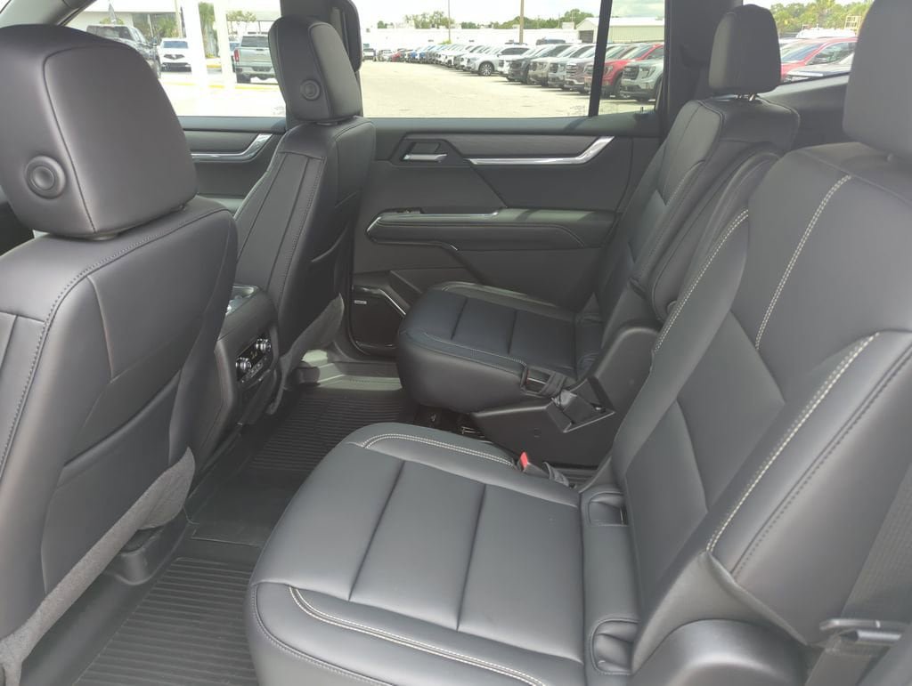 New 2026 GMC Acadia Elevation w/ Black Edition FWD image 16