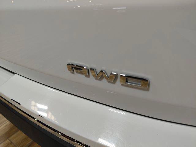 Certified 2024 GMC Terrain SLT AWD/4WD image 16
