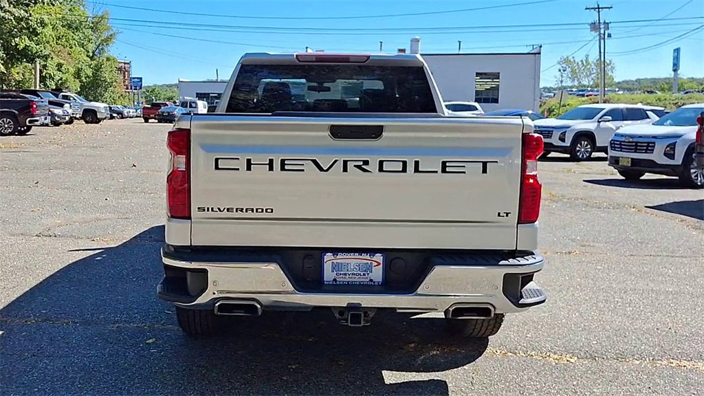 Certified 2022 Chevrolet Silverado 1500 LT w/ Z71 Off-Road Package image 7