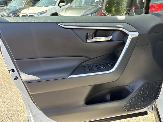 Used 2022 Toyota RAV4 SE w/ SE Grade Weather Package image 12