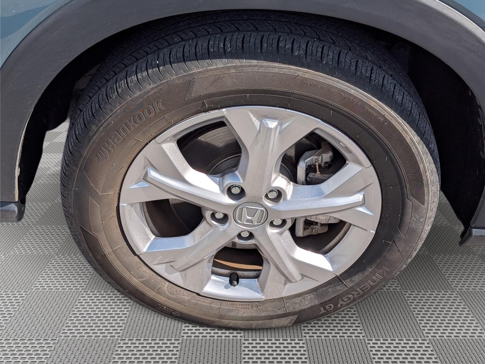 Used 2025 Honda HR-V LX image 10