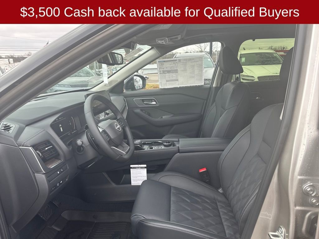 New 2026 Nissan Rogue Platinum image 10