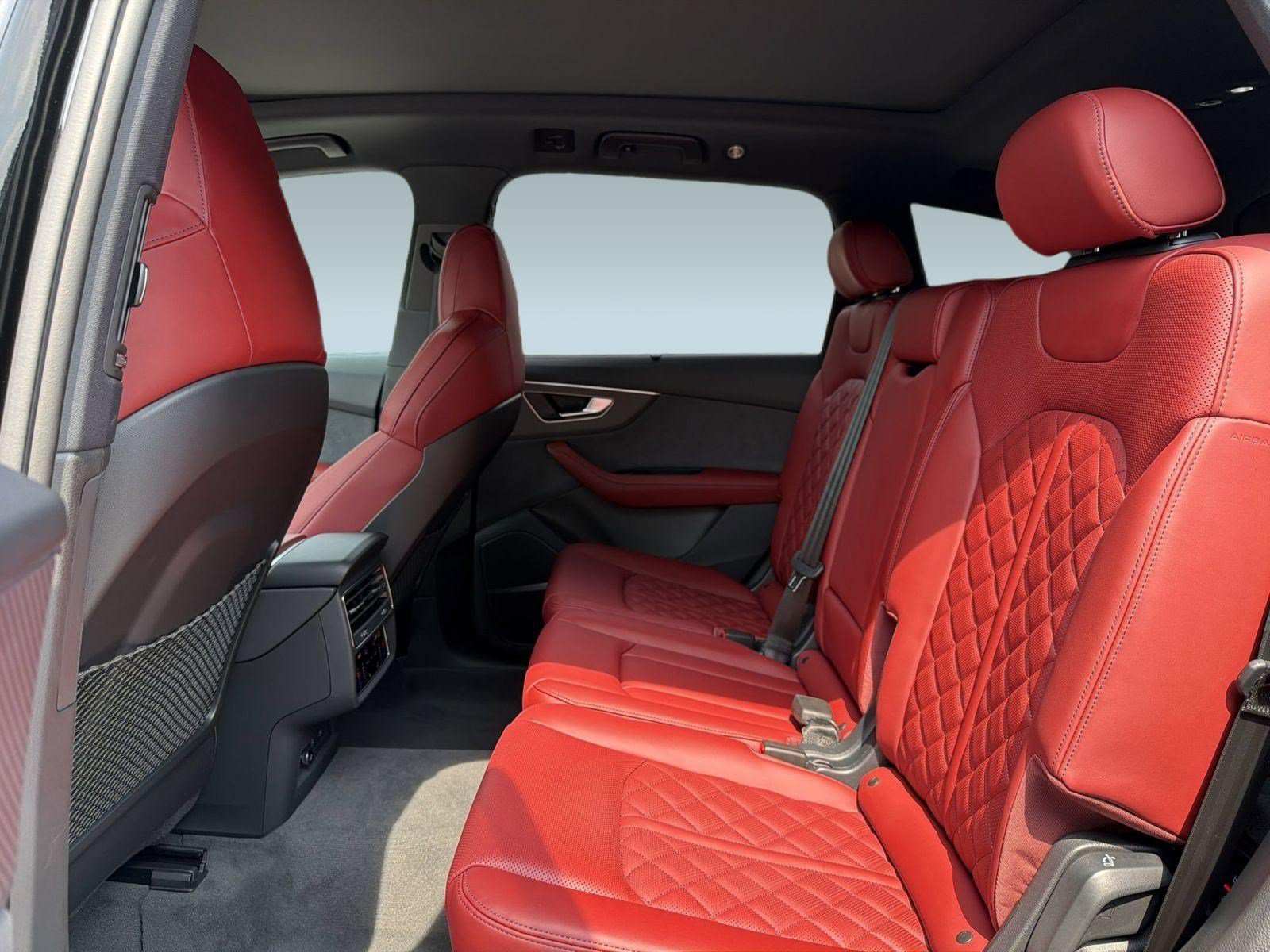 New 2026 Audi SQ7 Premium Plus AWD/4WD image 23