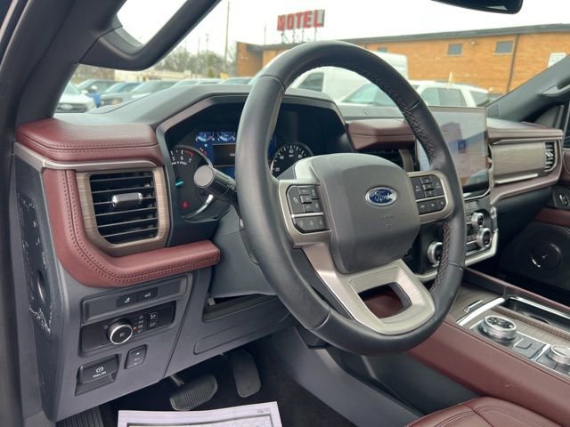 Certified 2023 Ford Expedition Limited image 7