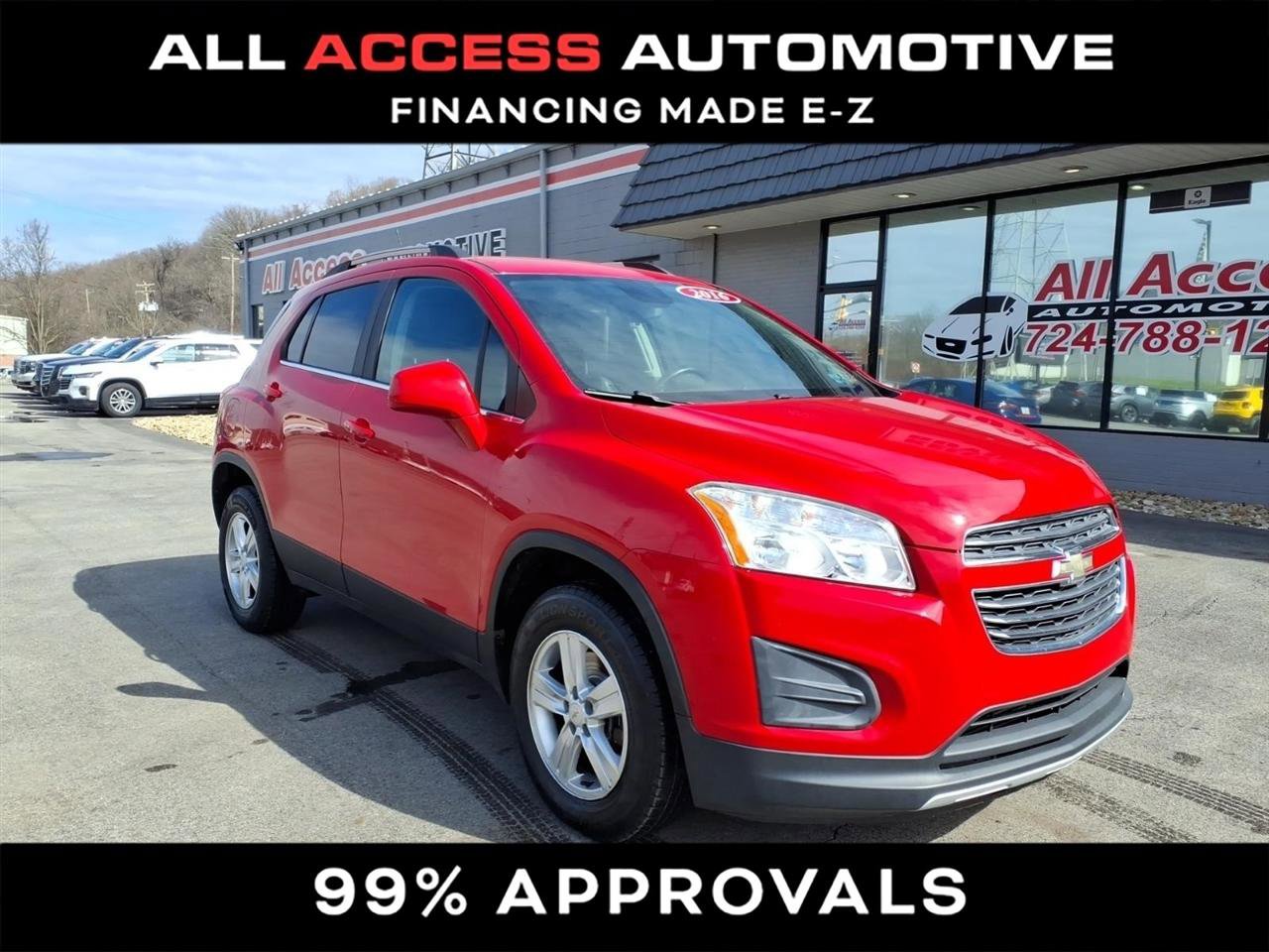 Used 2016 Chevrolet Trax LT w/ LT Convenience Package image 2