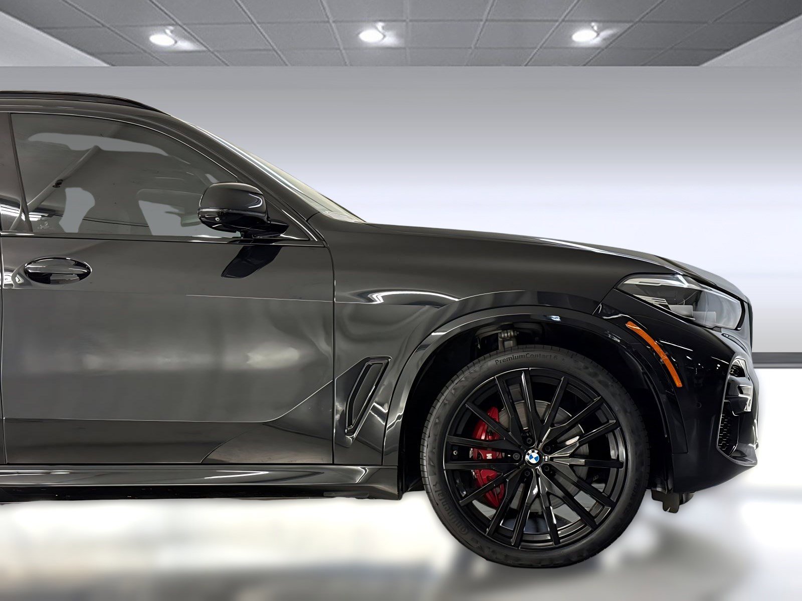 Used 2023 BMW X5 sDrive40i w/ M Sport Package RWD image 36