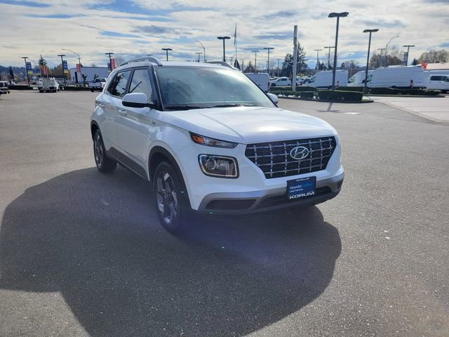 Certified 2024 Hyundai Venue SEL image 9