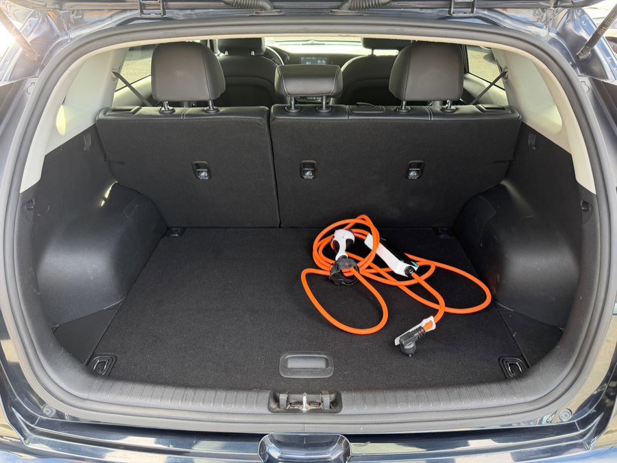 Used 2020 Kia Niro EX w/ Cold Weather Package image 43