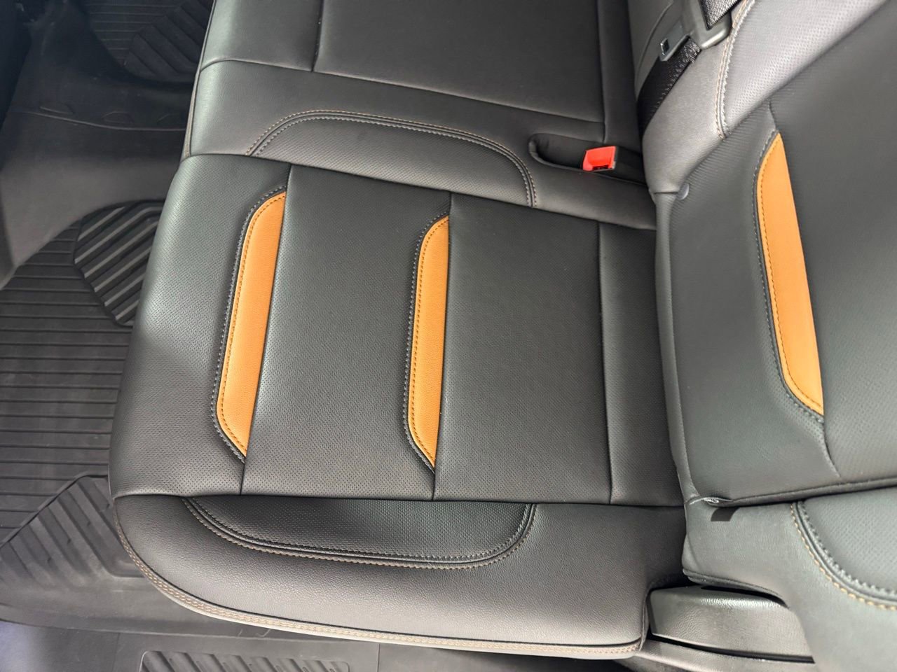 Used 2025 GMC Sierra 2500 AT4 w/ AT4 Premium Plus Package image 42