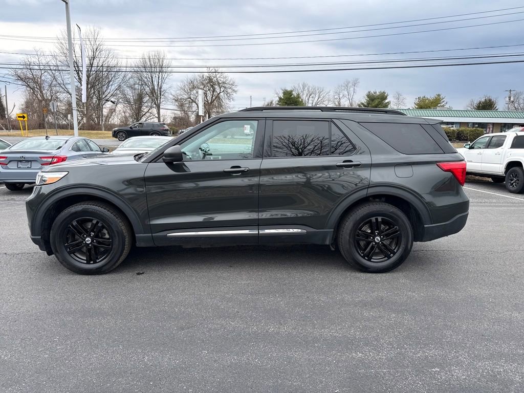 Used 2022 Ford Explorer XLT w/ Class IV Trailer Tow Package image 5