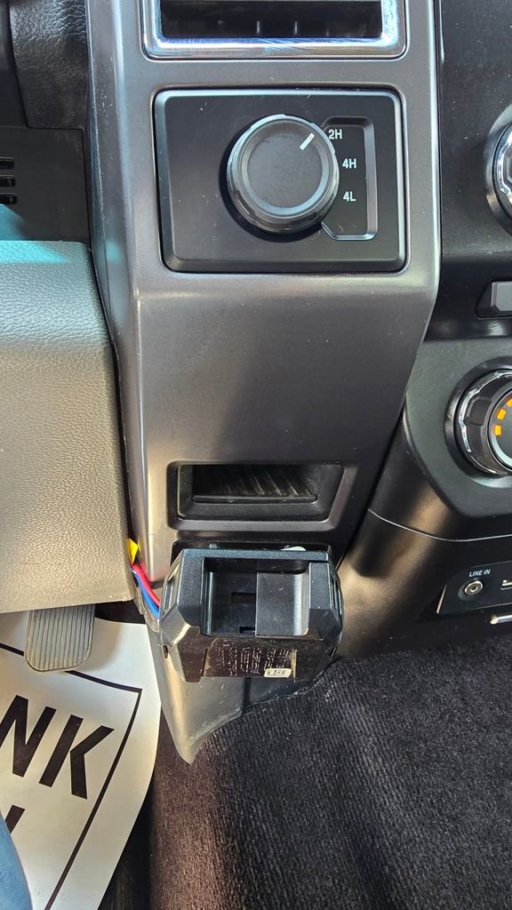 Used 2015 Ford F150 XLT w/ Equipment Group 301A Mid image 18