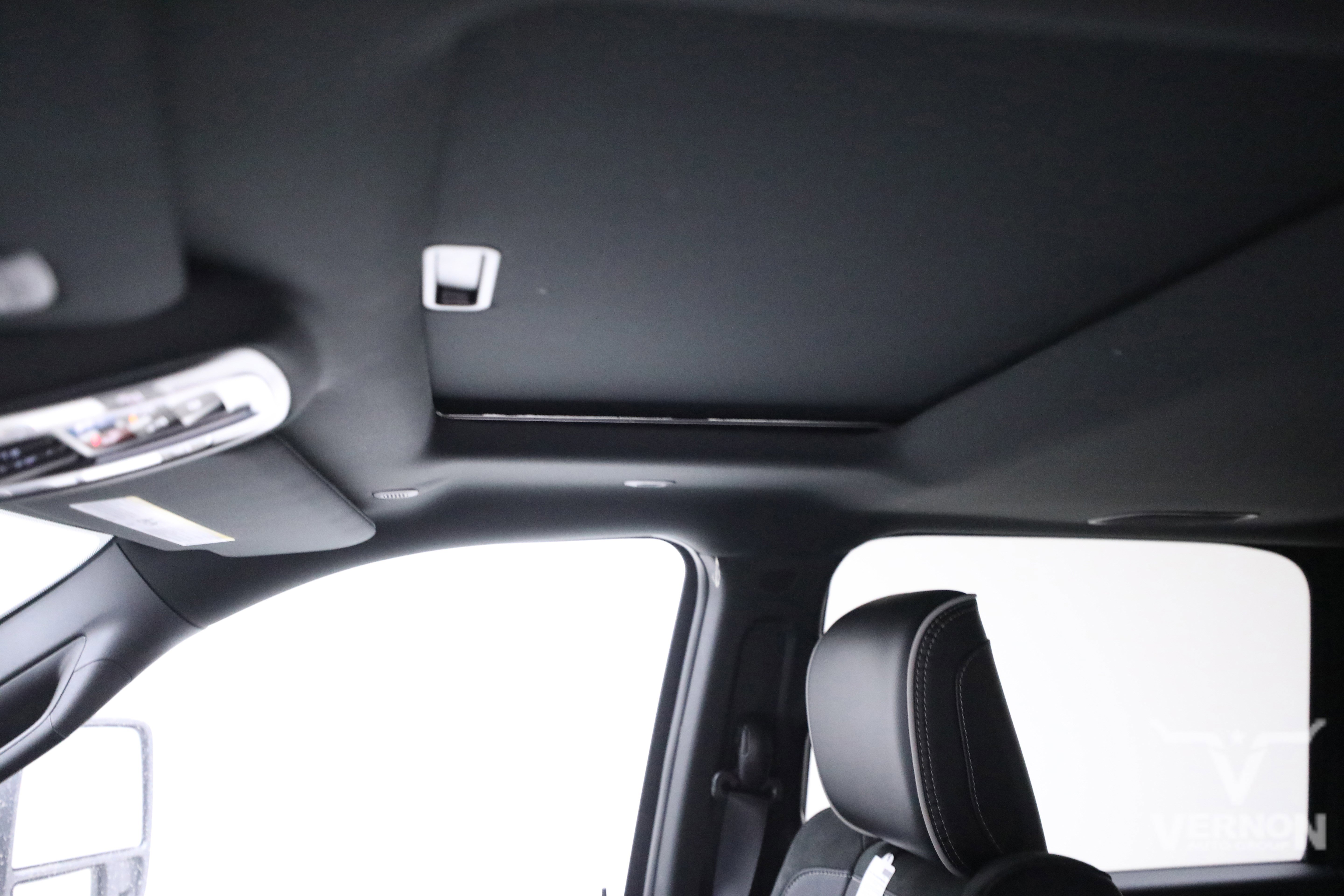 New 2025 RAM 3500 Laramie image 14