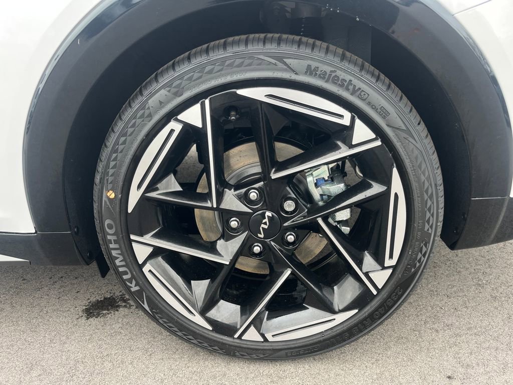New 2025 Kia K4 GT-Line w/ GT-Line Premium Package image 10