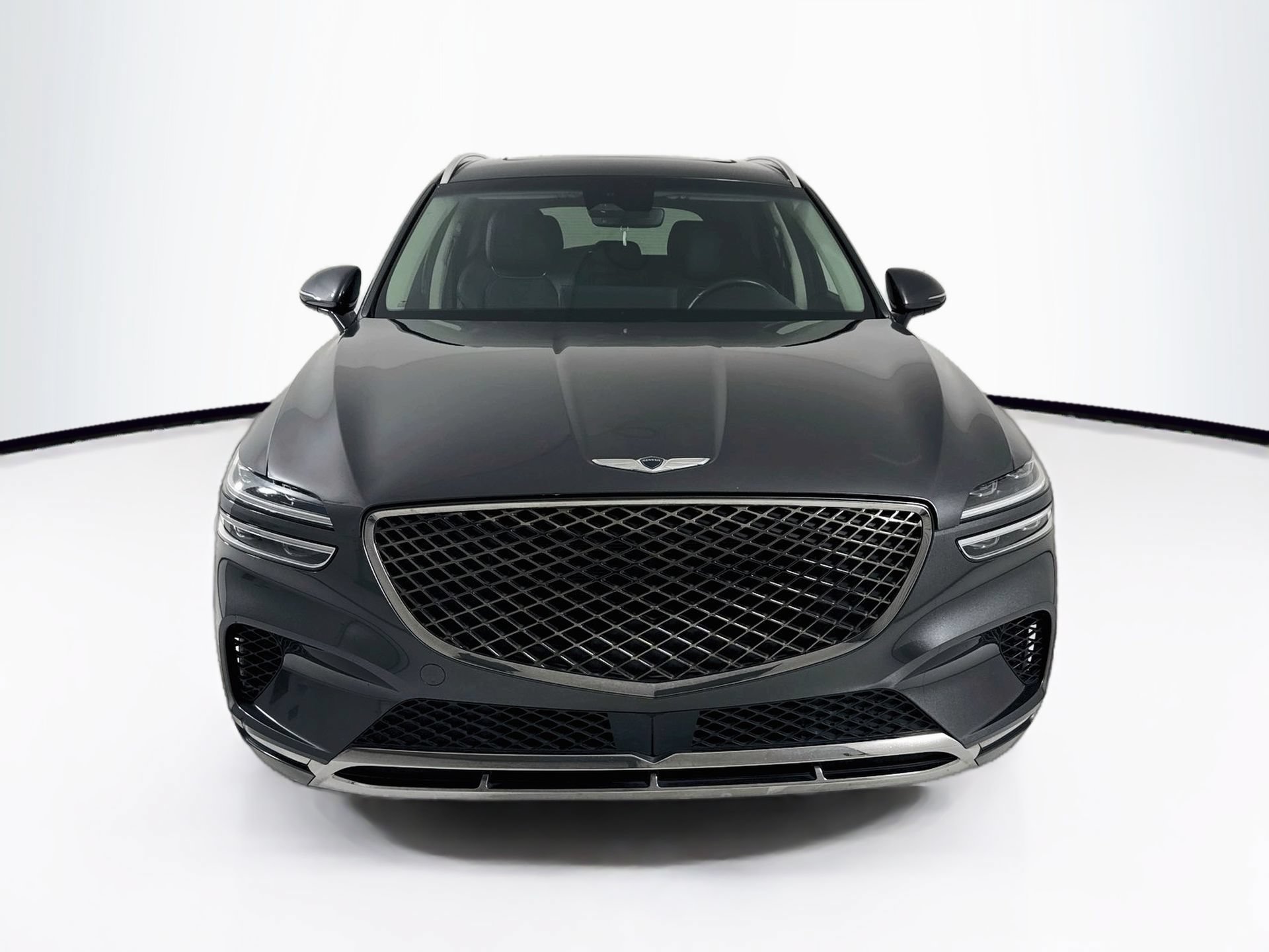 Used 2022 Genesis GV70 2.5T w/ Select Package AWD/4WD image 2