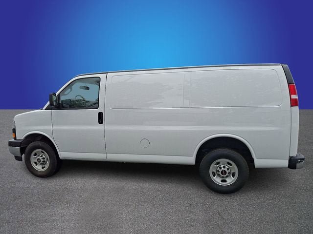 New 2024 GMC Savana 2500 w/ Driver Convenience Package RWD image 3