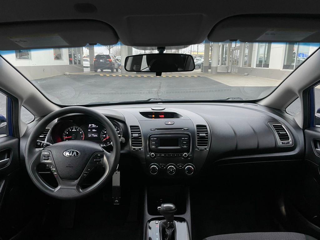 Used 2017 Kia Forte LX image 10