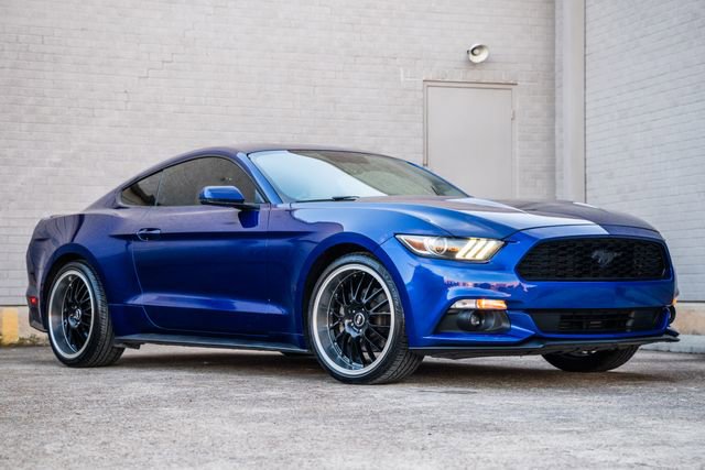 Used 2016 Ford Mustang Premium RWD image 27