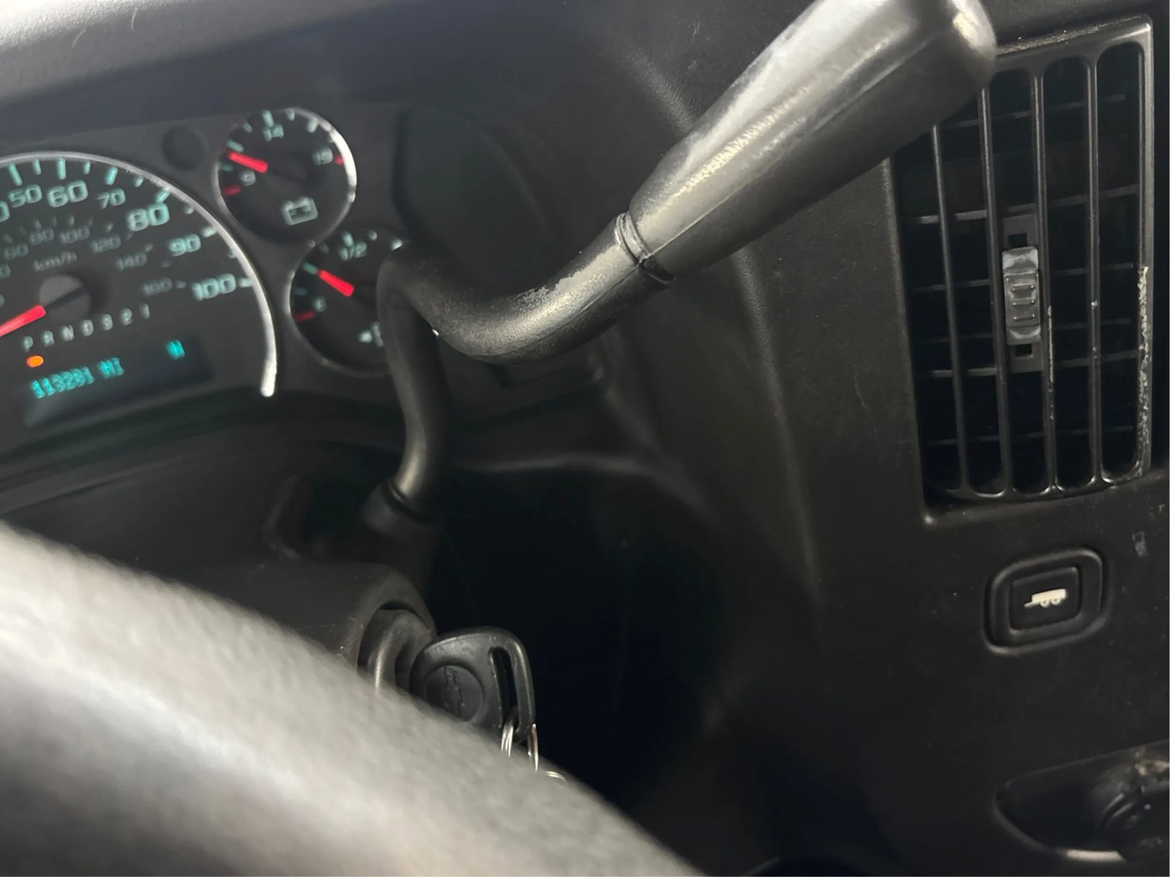 Used 2008 GMC Savana 3500 Extended Passenger w/ LT Preferred Equipment Group image 37