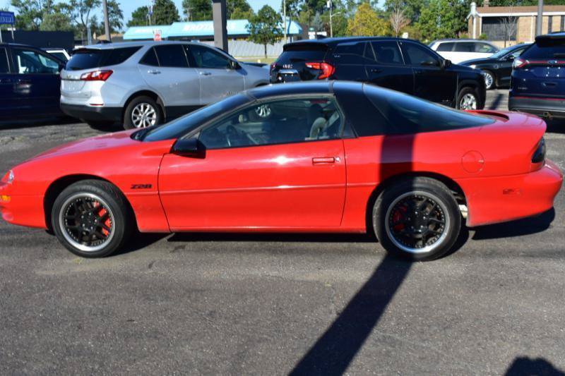 Used 1998 Chevrolet Camaro Z28 w/ Preferred Equipment Group 2 RWD image 8