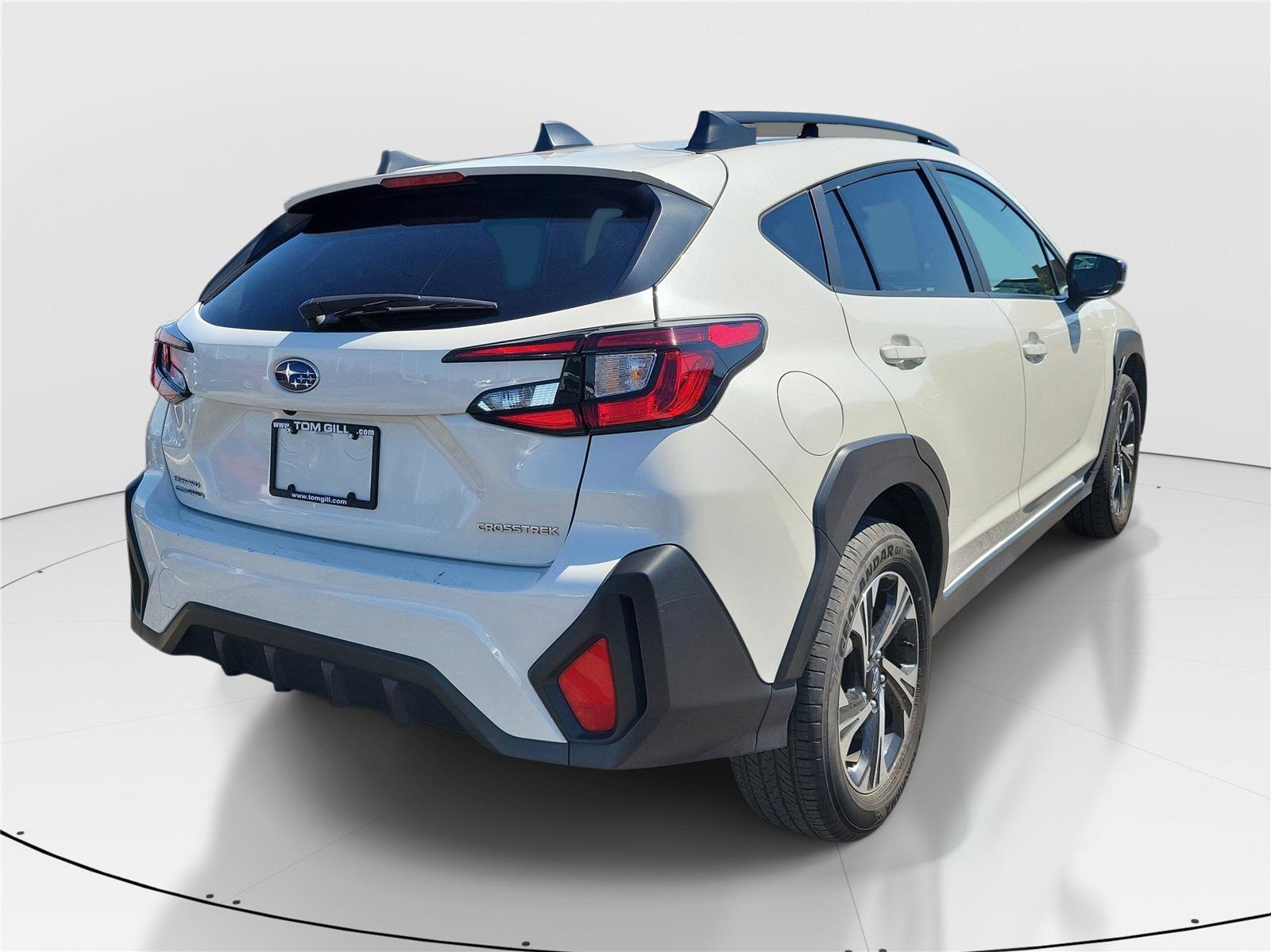Used 2025 Subaru Crosstrek 2.0i Premium AWD/4WD image 4