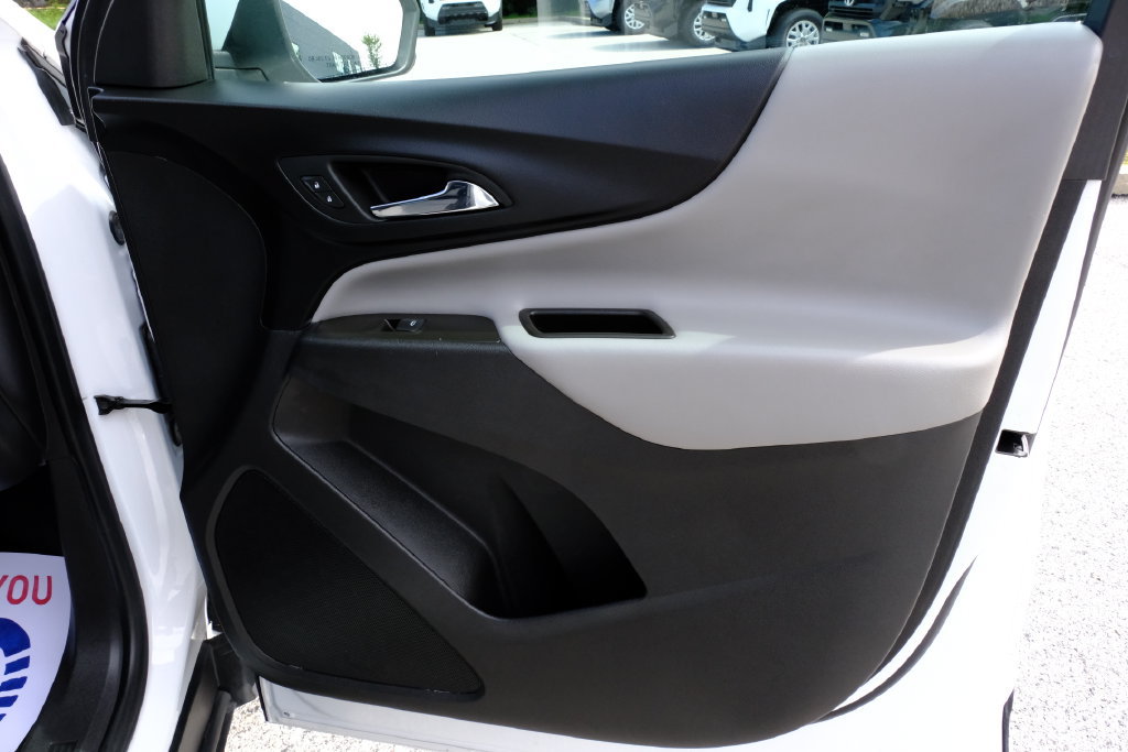 Used 2023 Chevrolet Equinox LT AWD/4WD image 26