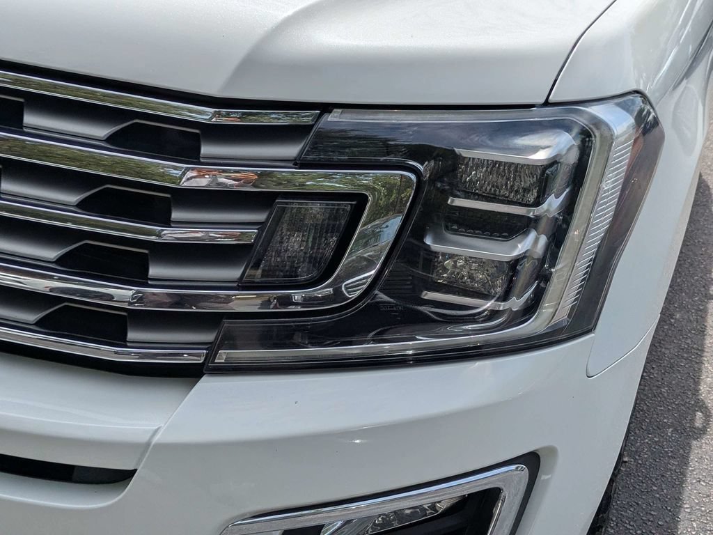 Used 2021 Ford Expedition Limited RWD image 10