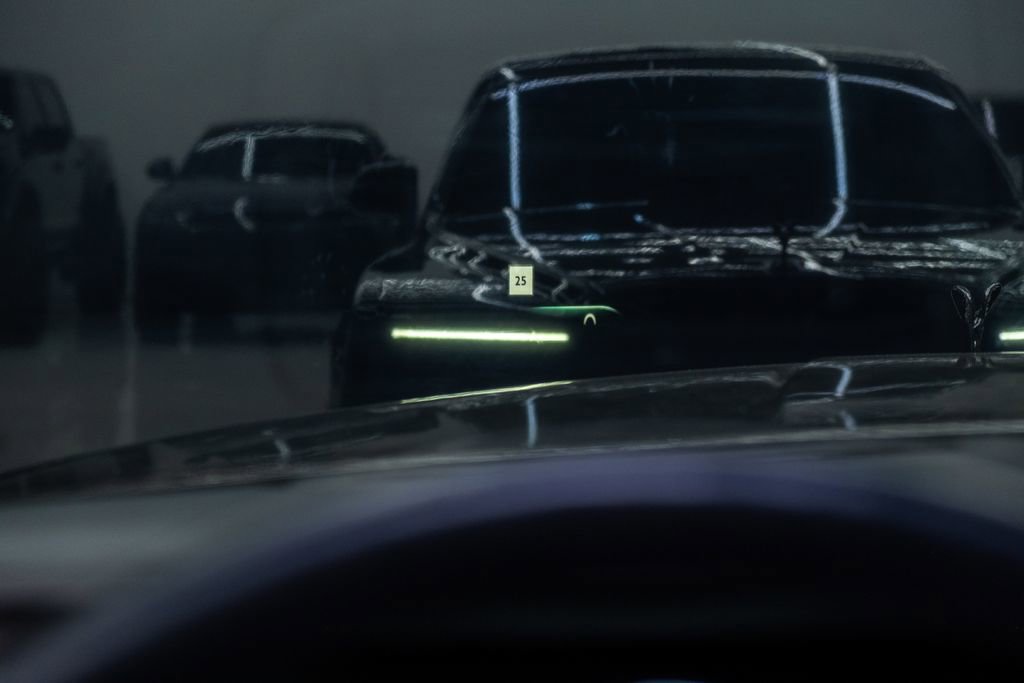 Used 2023 Rolls-Royce Phantom Sedan image 57