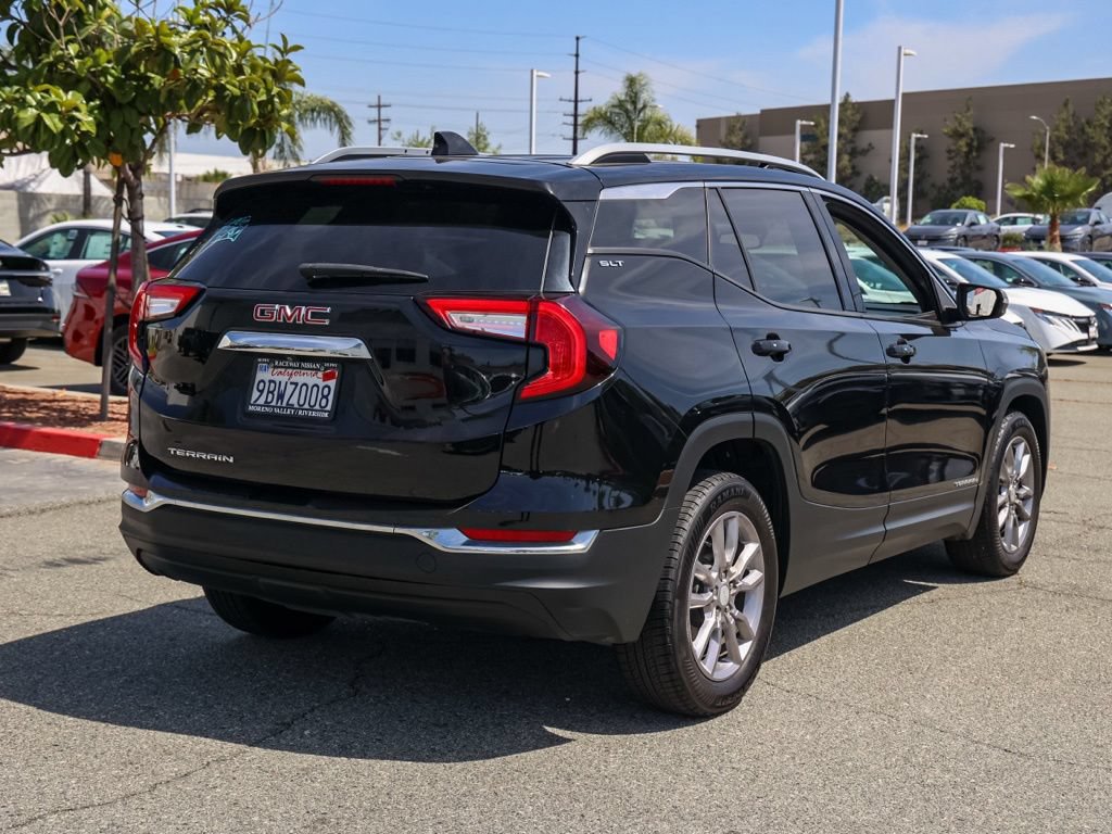 Used 2022 GMC Terrain SLT FWD image 4
