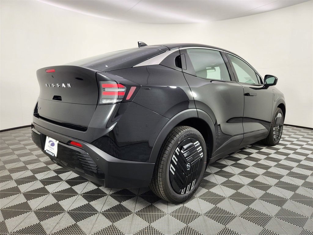 New 2026 Nissan Leaf w/ Floor Mat Package (S+) FWD image 5