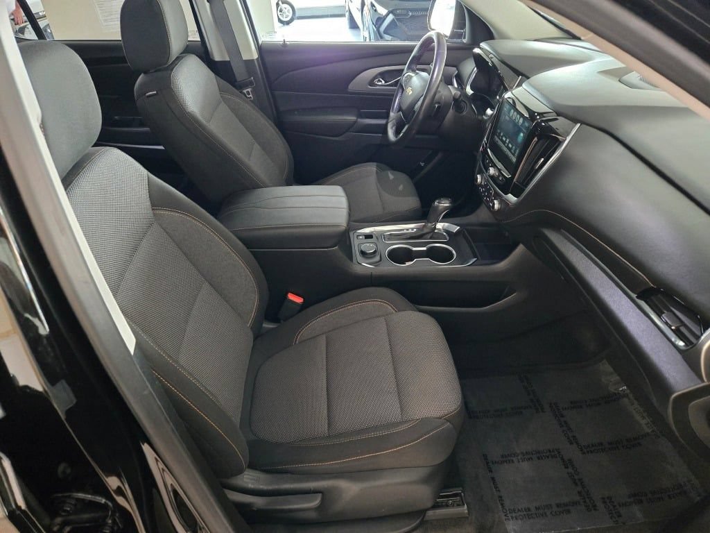 Certified 2019 Chevrolet Traverse LT FWD image 6