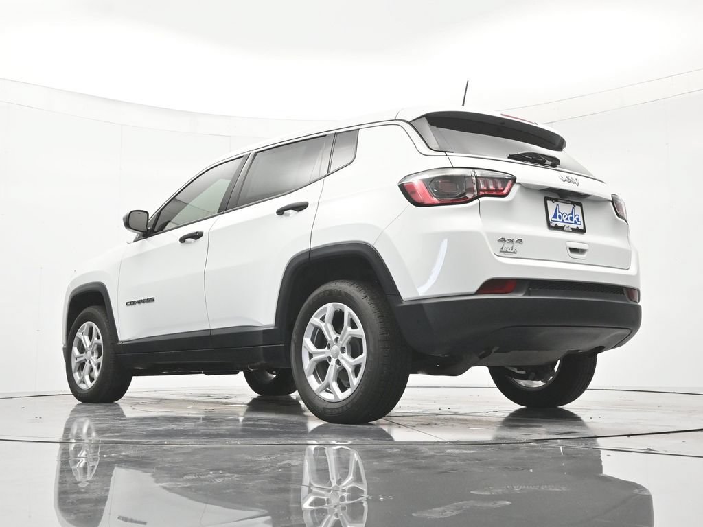 Used 2024 Jeep Compass Sport AWD/4WD image 41
