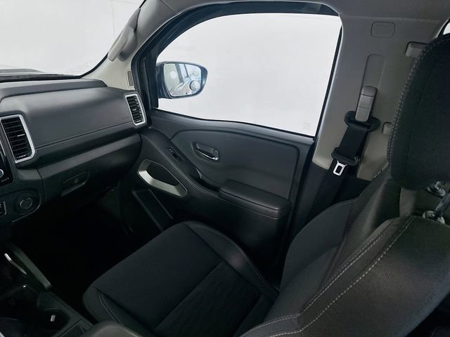 Used 2023 Nissan Frontier SV w/ SV Convenience Package image 22