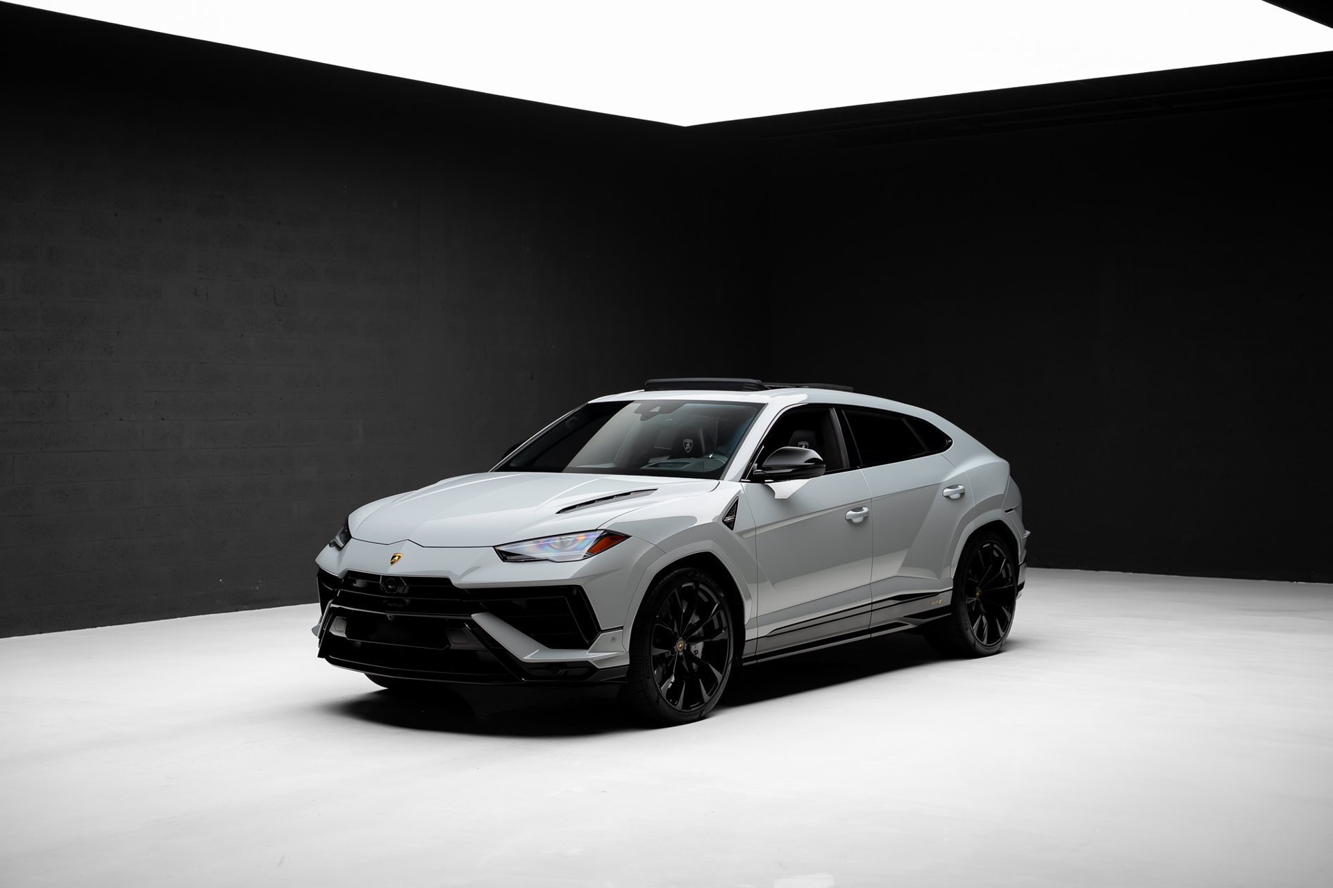 Used 2024 Lamborghini Urus S AWD/4WD image 4