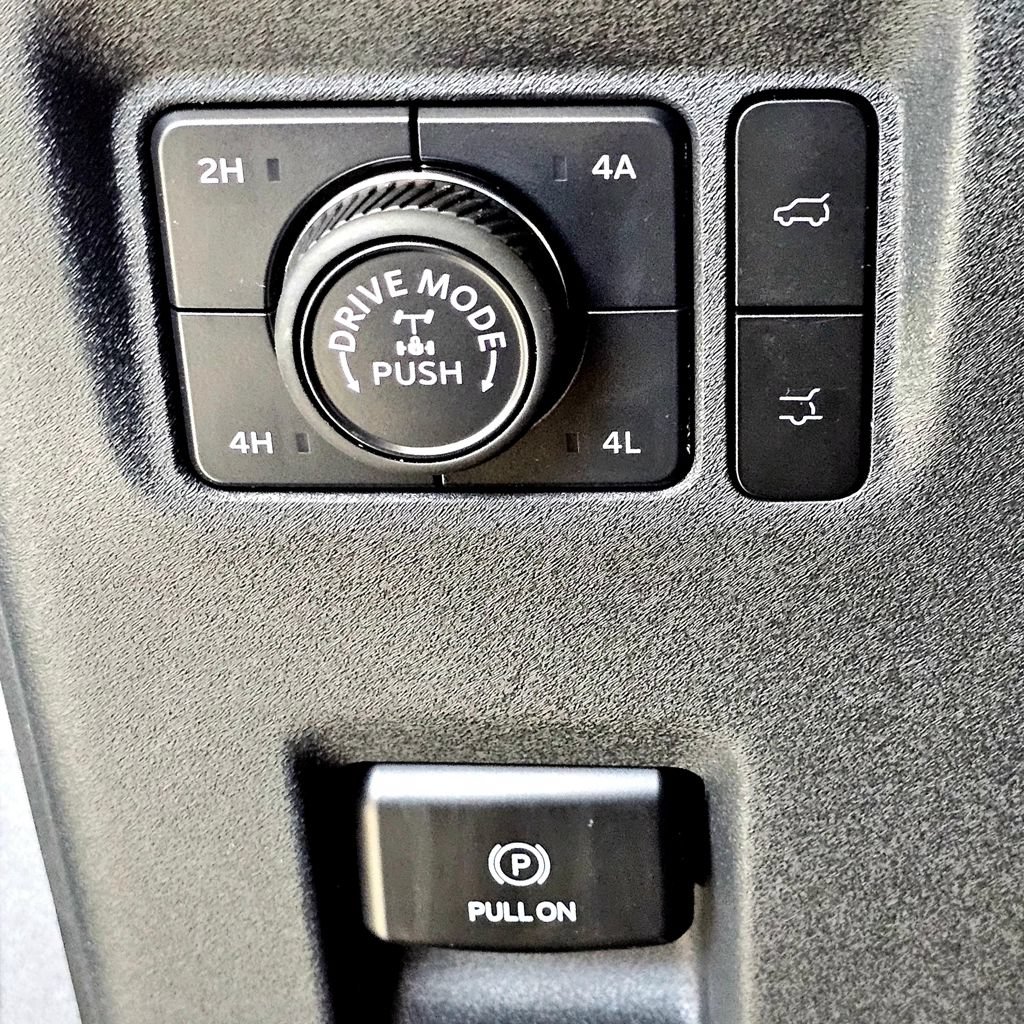 New 2025 Ford Expedition Tremor image 15