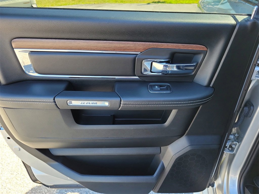 Used 2018 RAM 1500 Laramie image 18