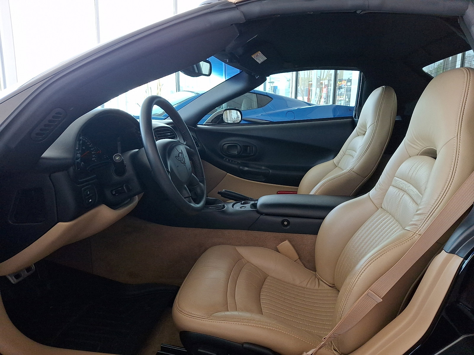 Used 2004 Chevrolet Corvette Convertible w/ Preferred Equipment Group image 13