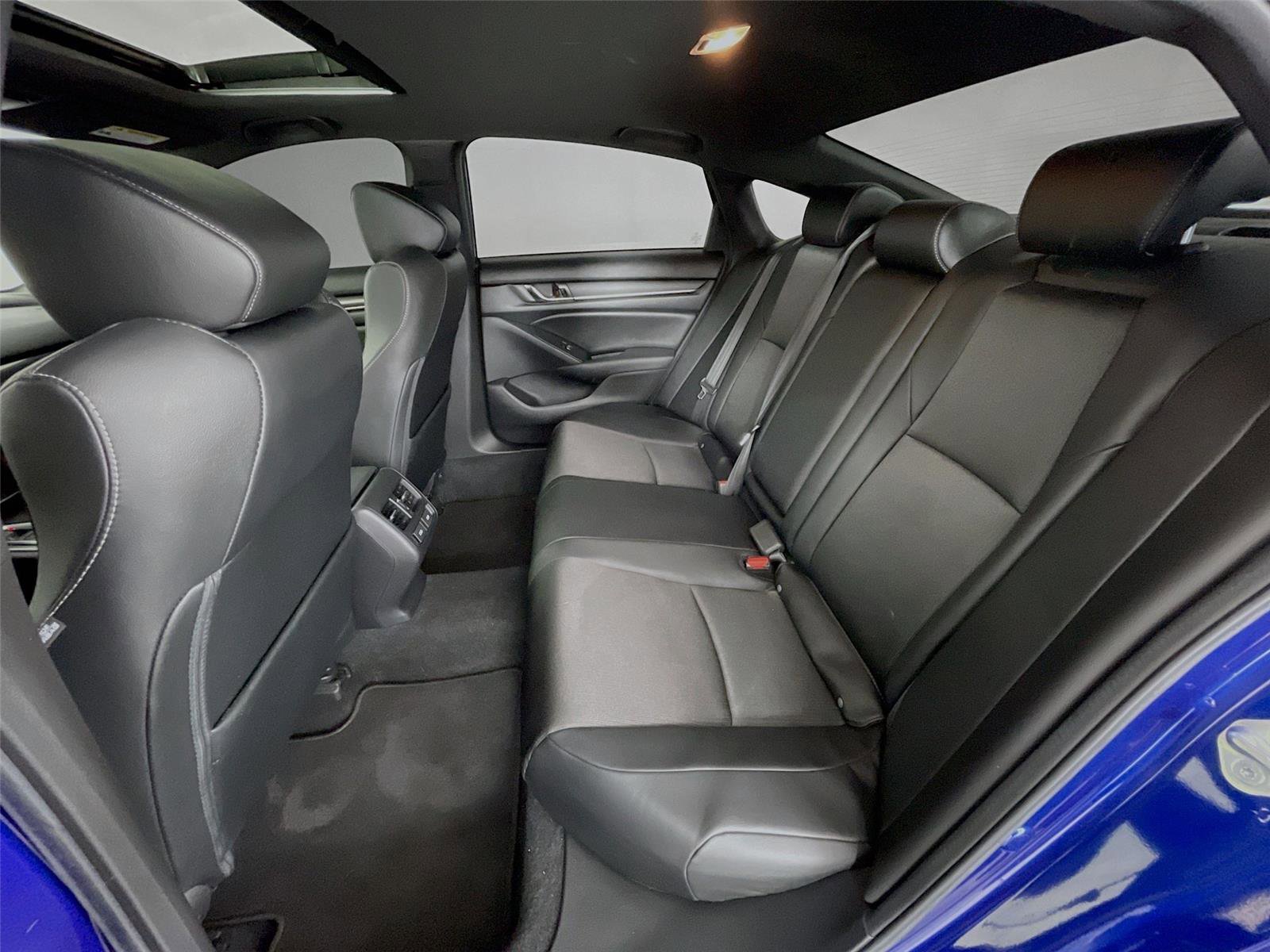 Used 2021 Honda Accord Sport image 27