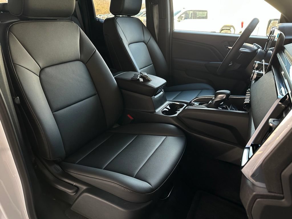 New 2026 GMC Canyon Elevation w/ Convenience Package RWD image 16