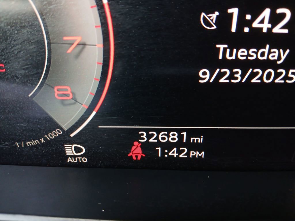 Used 2025 Audi Q7 3.0T Premium Plus image 16